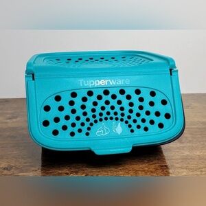 Brand new, never used
Open box
Onion and garlic holder 2.3 turquoise and Black